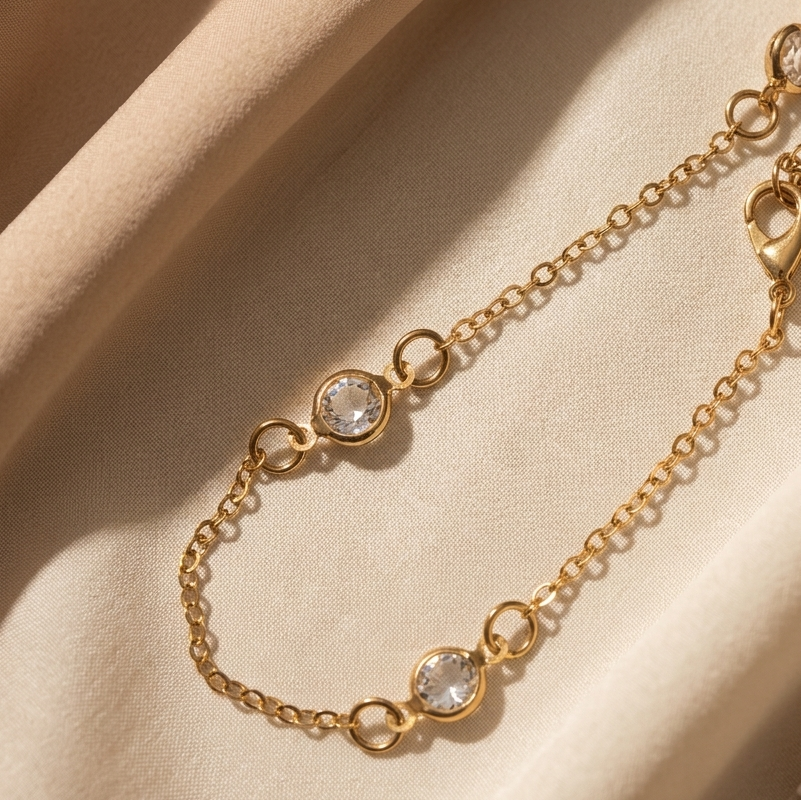 Triple Solitaire Crystal Station Bracelet | 18K Gold Plated Minimalist Jewelry