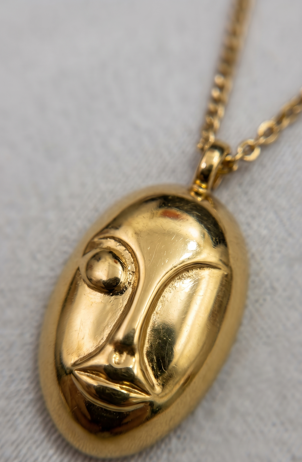 18K Gold Plated Ethereal Face Medallion Necklace – Anti-Tarnish Curb Chain