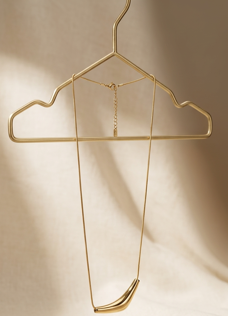 Serene Arc Sculptural Anti-Tarnish Slider Necklace