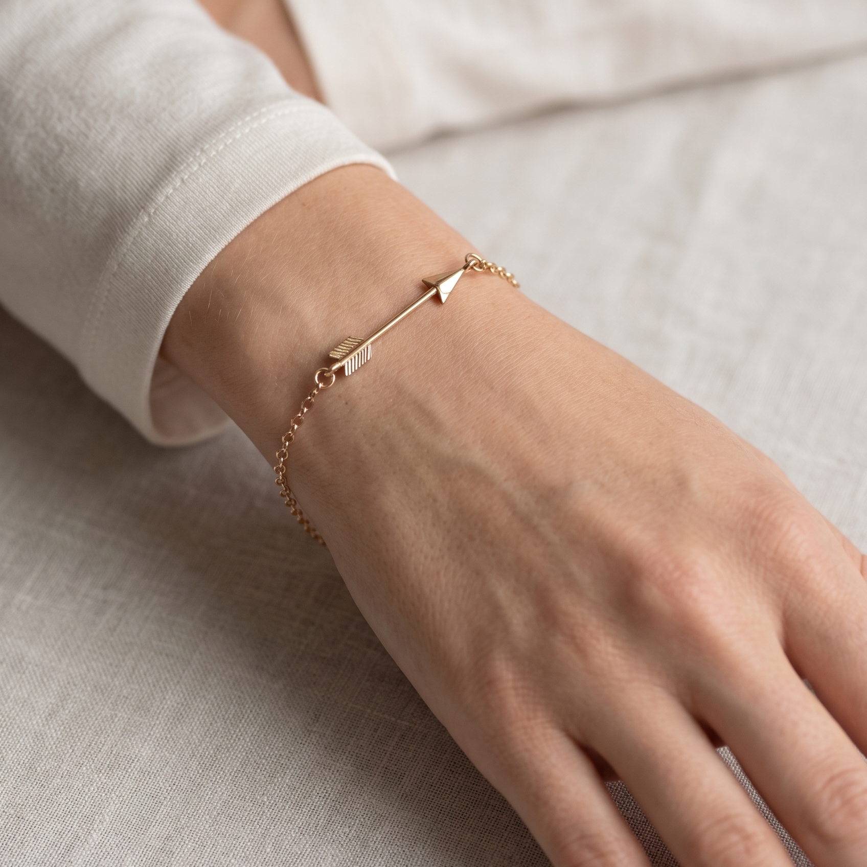 Follow Your Heart Arrow Charm Bracelet – Delicate Rose Gold Toned Jewelry