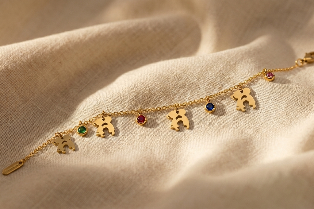 Anti-Tarnish Gold Charm Bracelet – Eternal Romance Edition || Rakhi Gift for Sister
