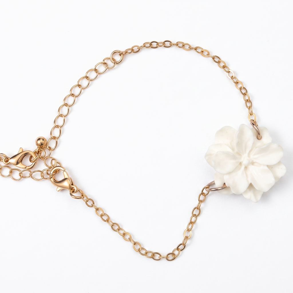 Delicate Floral Blossom Charm Bracelet – 18K Gold Plated Anti-Tarnish Jewelry