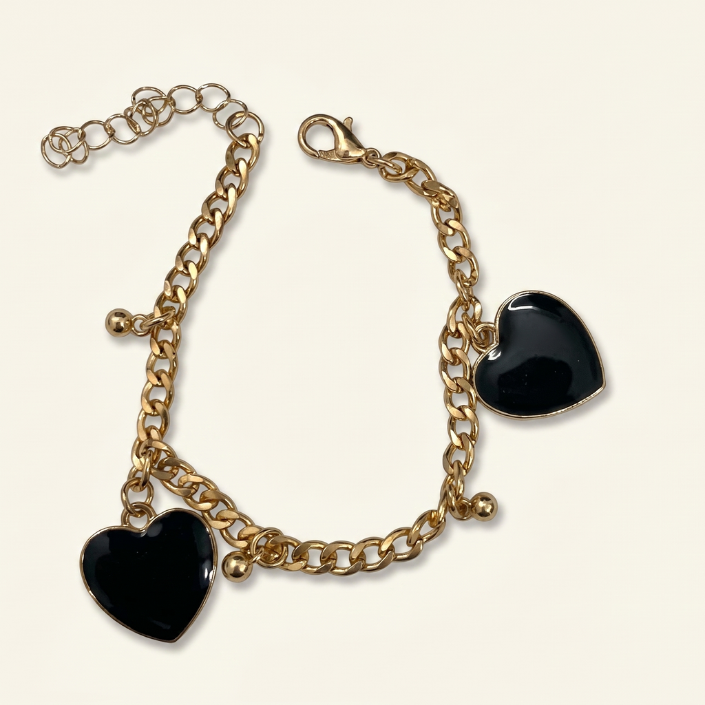 Midnight Love Heart Charm Bracelet – 18K Gold Plated Curb Chain