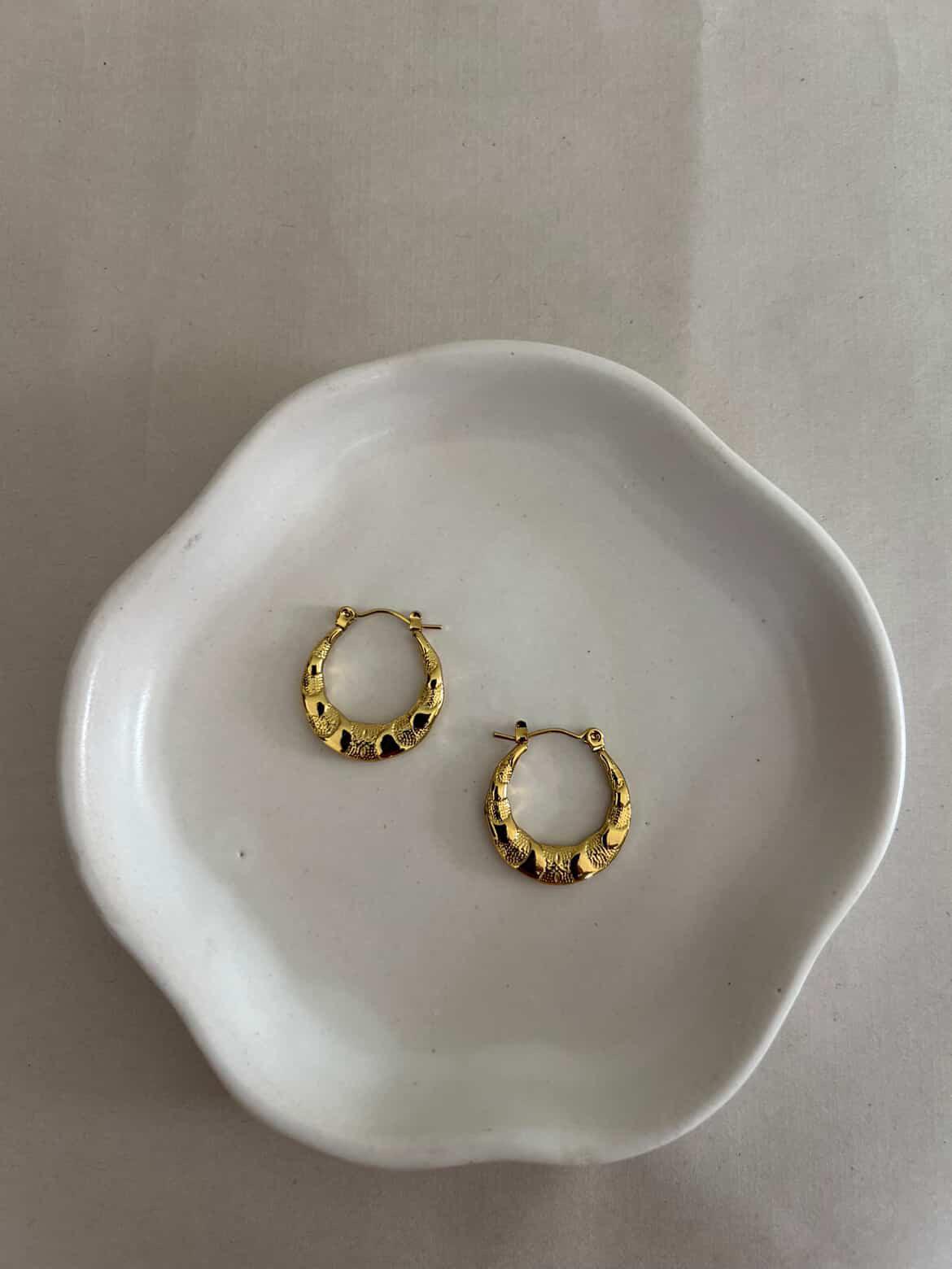 The Weaver Tapered Hoops – 18K Gold Plated Stainless Steel Anti-Tarnish Earrings