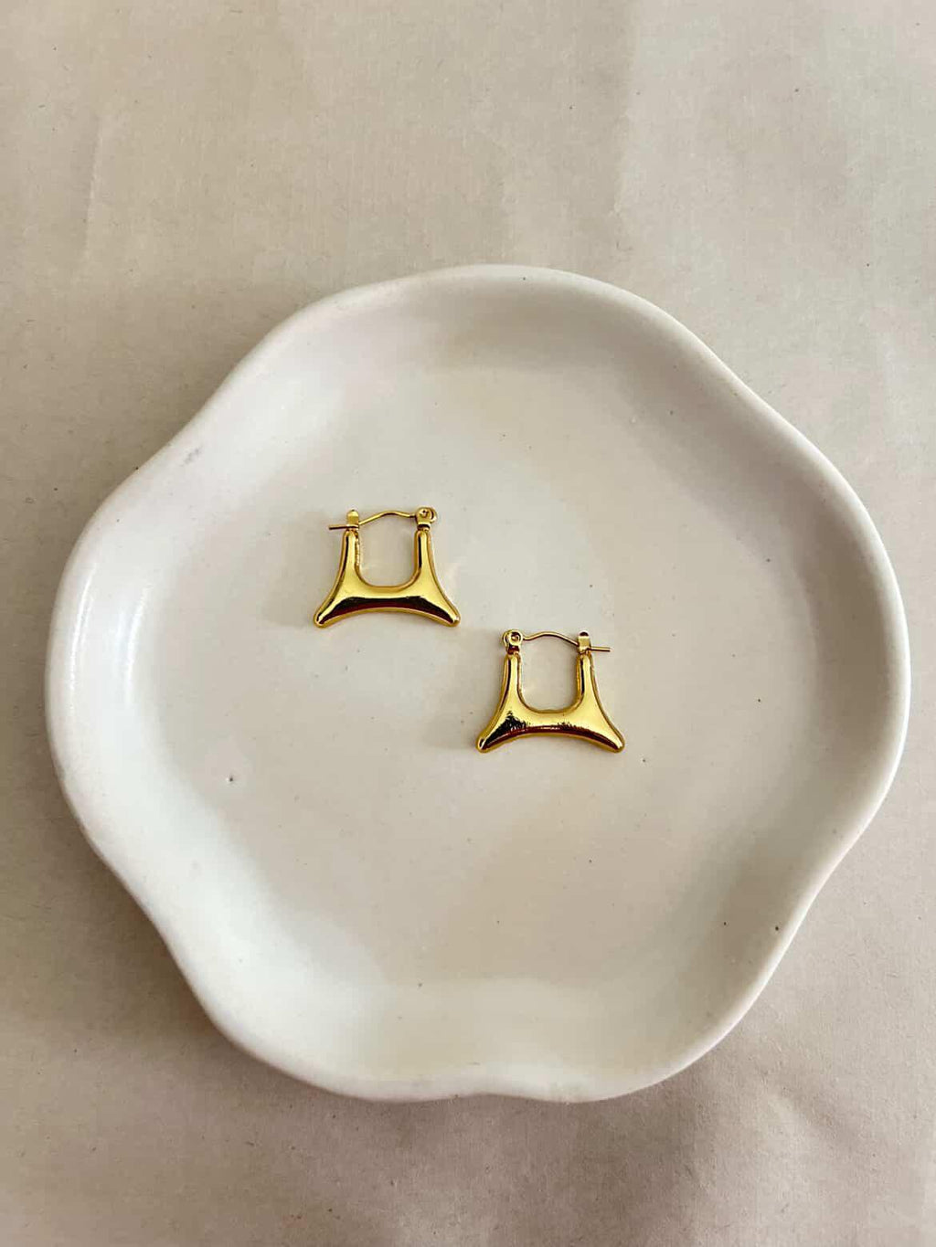 The Elara Liquid Teardrop Studs – 18K Gold Plated Stainless Steel Anti-Tarnish Earrings